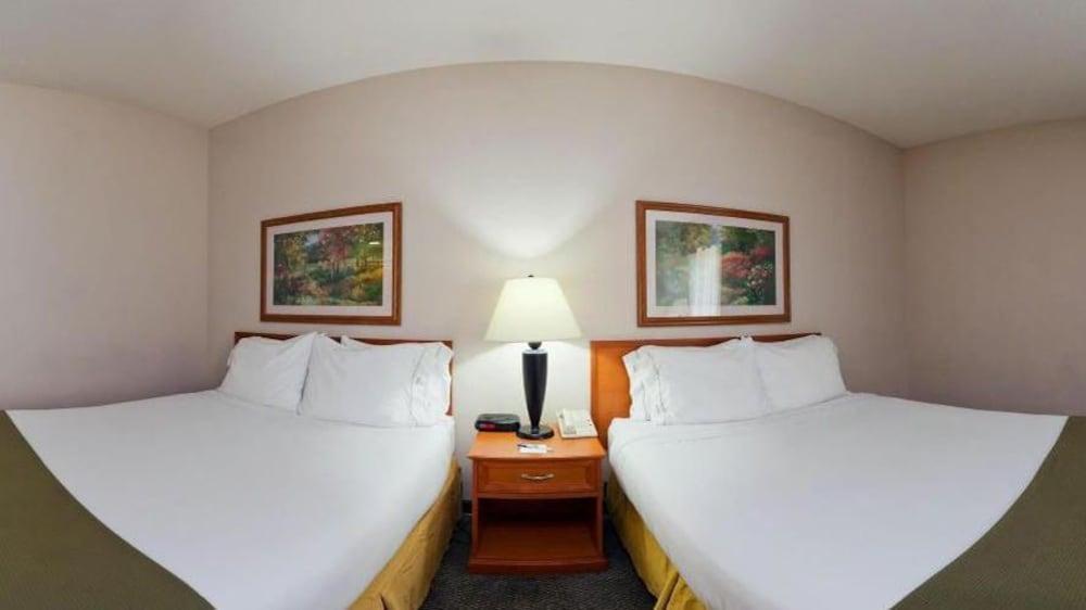Links Bos Landen Hotel & Spa Of Pella, Trademark By Wyndham מראה חיצוני תמונה