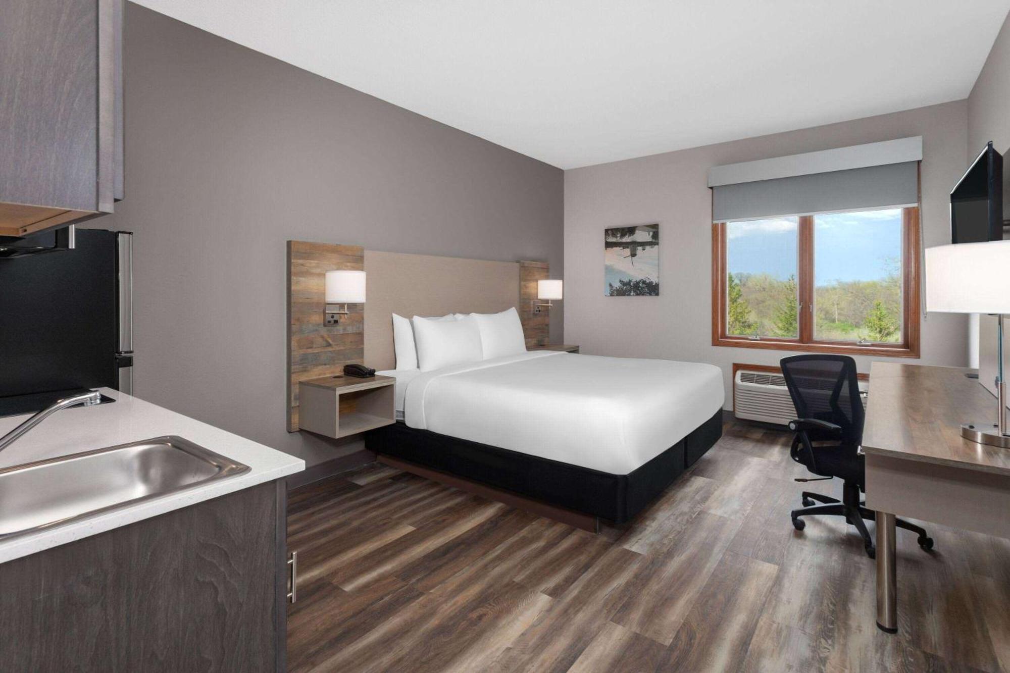 Links Bos Landen Hotel & Spa Of Pella, Trademark By Wyndham מראה חיצוני תמונה